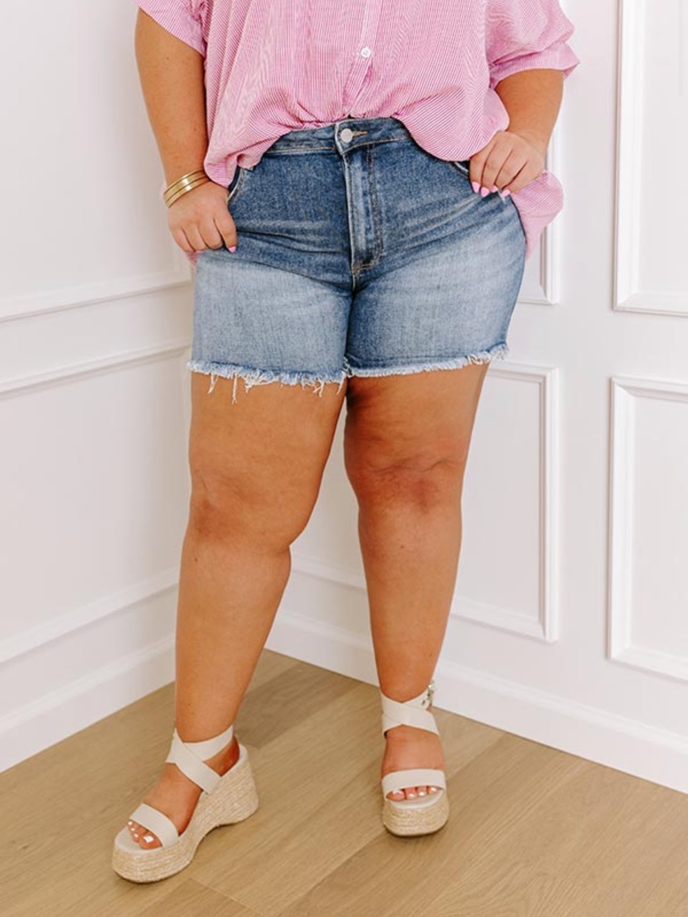 PLUS SIZE RISEN SHORTS